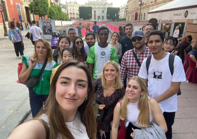 phien dich vien tieng tay ban nha