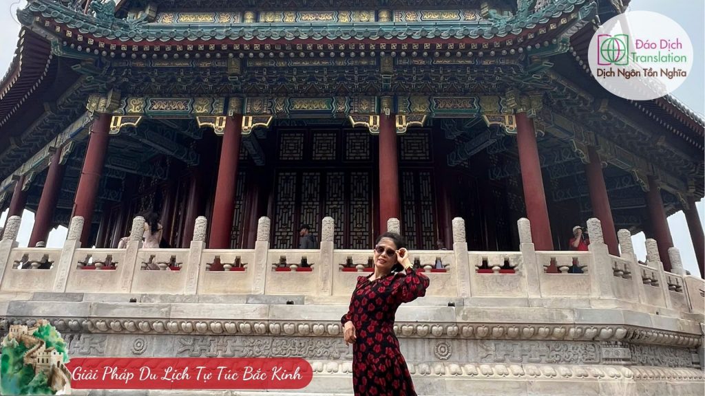 huong dan vien du lich tu tuc tai bac kinh