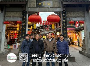 huong dan vien tieng viet tai trung khanh