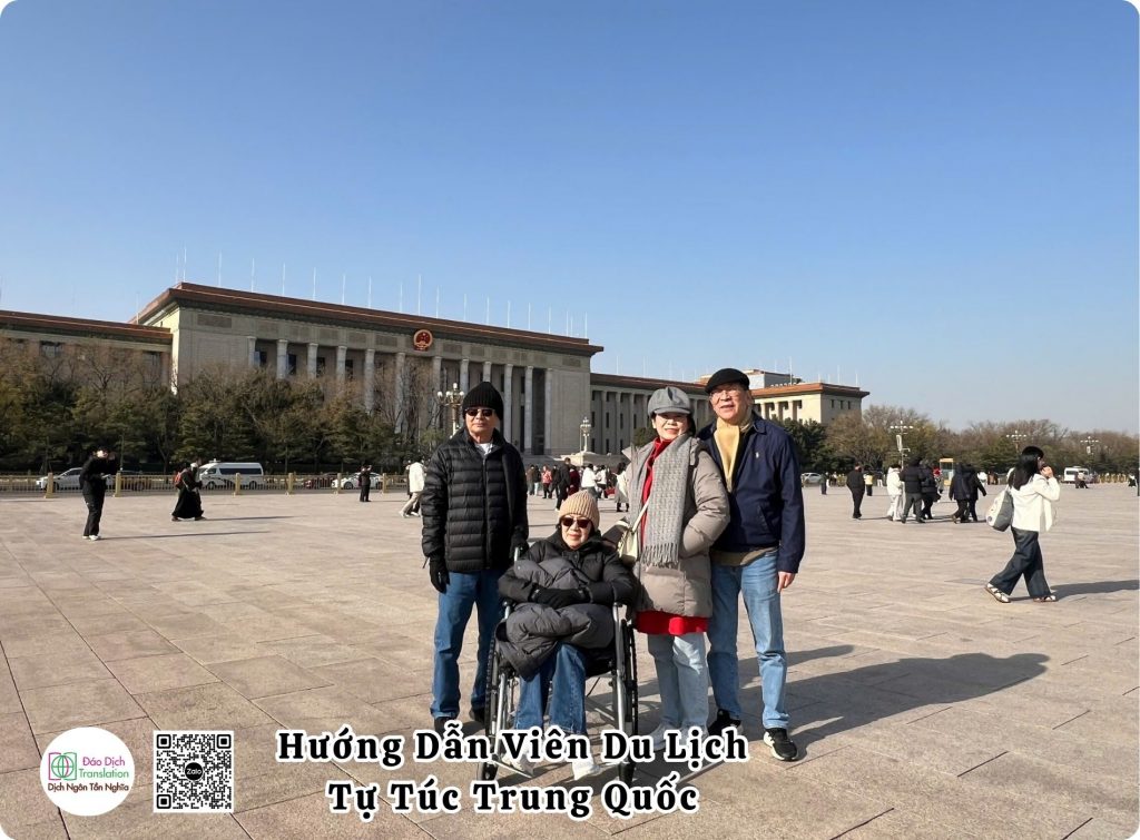 huong dan vien du lich tu tuc bac kinh