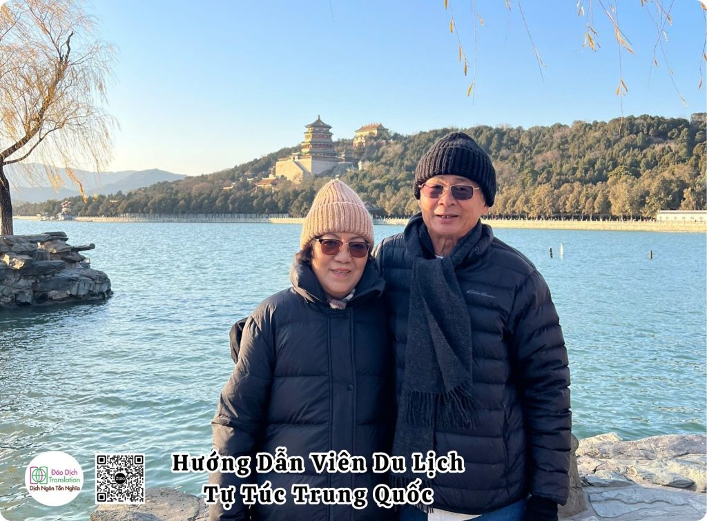 huong dan vien du lich tu tuc bac kinh