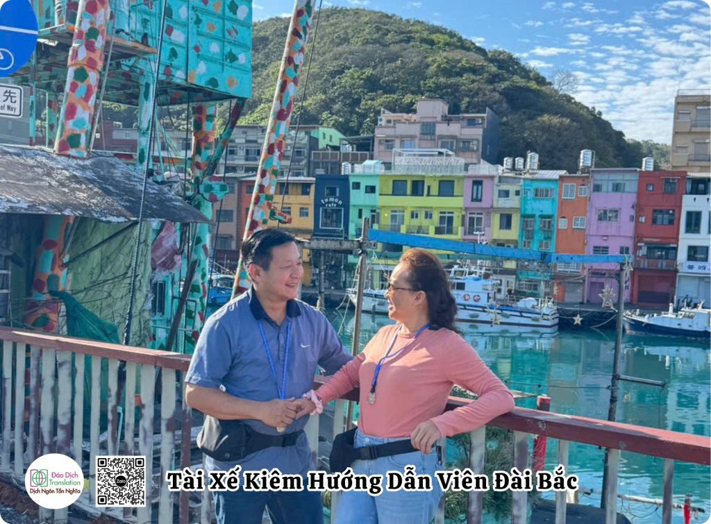 tai xe kiem huong dan vien city tour dai bac