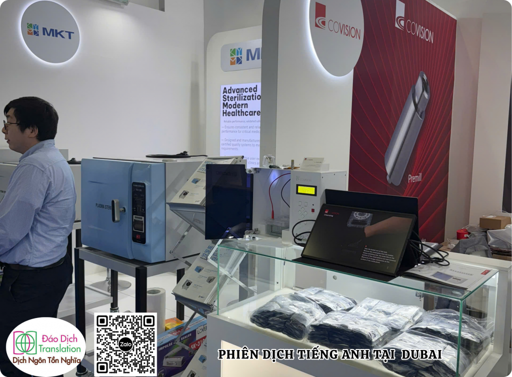 trien lam tại Dubai