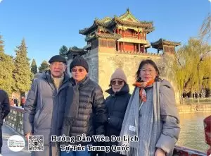 huong dan vien du lich tu tuc bac kinh