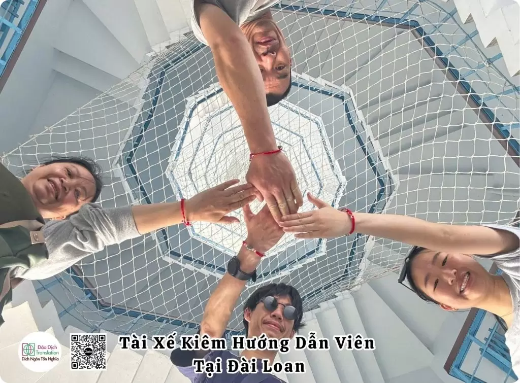 tai xe kiem tour guide nguoi viet tai dai loan